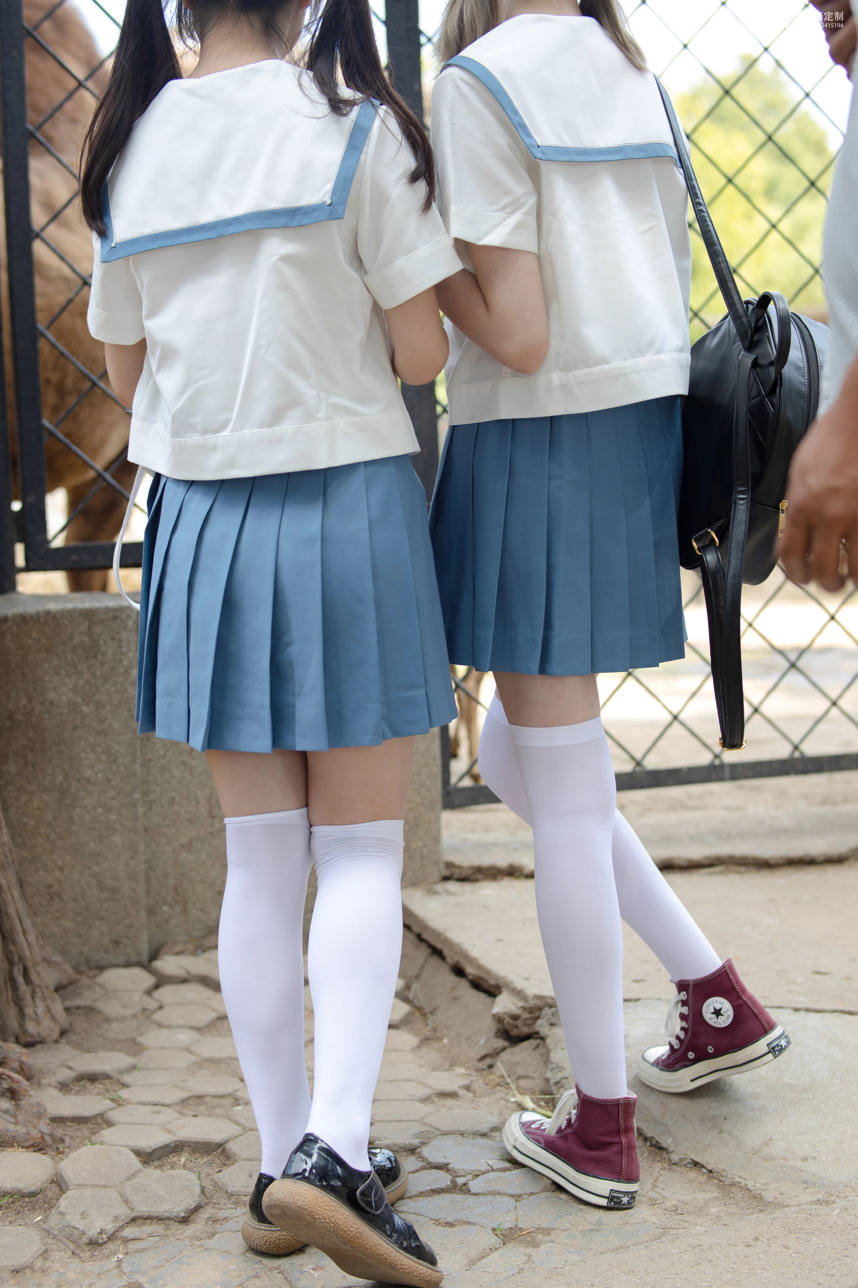 森萝财团 JKFUN-025 默陌&Aika  80D白丝过膝袜 [93P]插图3
